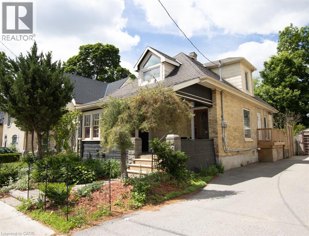 19 KITCHENER Avenue Unit# 1 - Photo 3