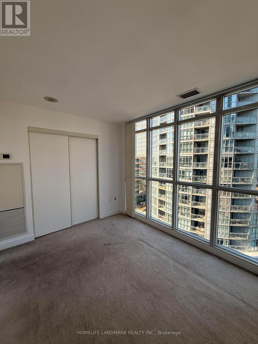 1039 - 15 Iceboat Terrace, Toronto, Ontario  M5V 4A5 - Photo 12 - C13553240