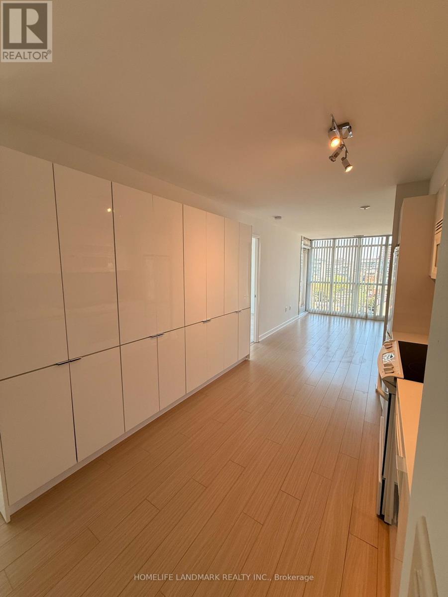1039 - 15 Iceboat Terrace, Toronto, Ontario  M5V 4A5 - Photo 8 - C13553240