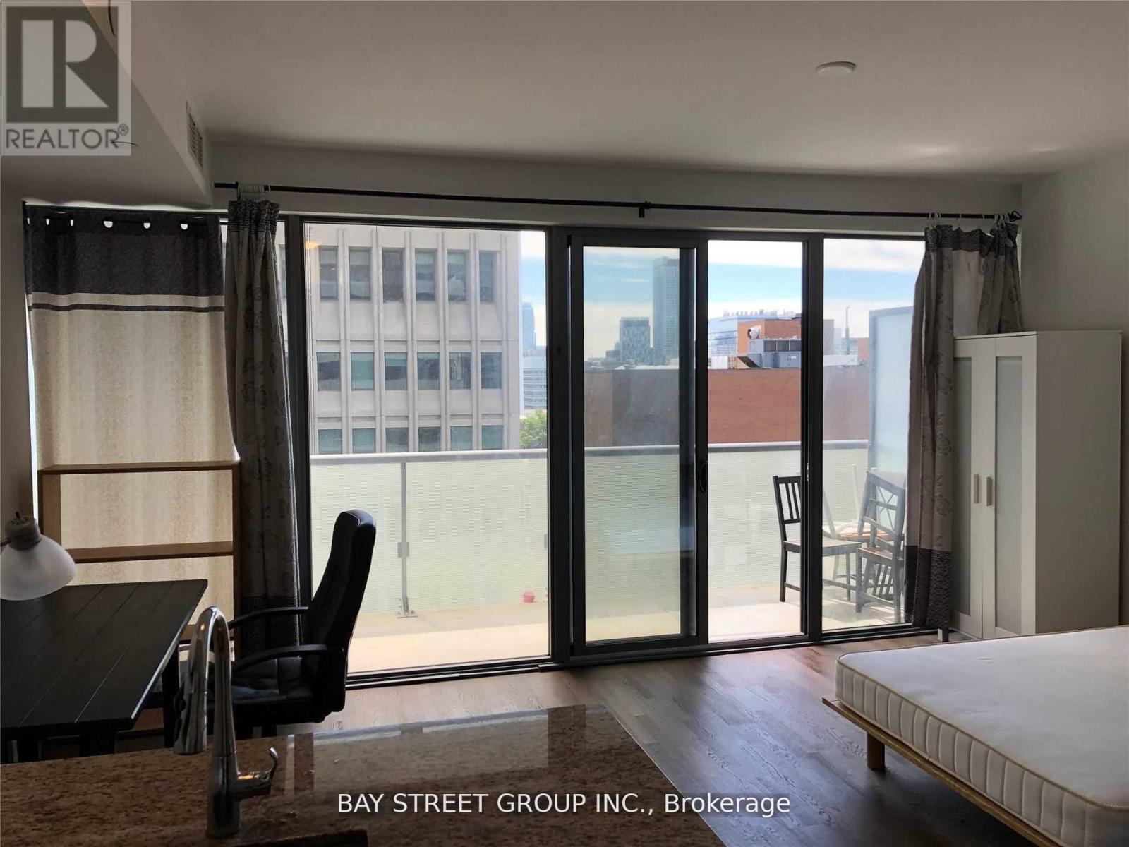 1804 - 57 St Joseph Street, Toronto, Ontario M5S 0C5 - Photo 3 - C13553264