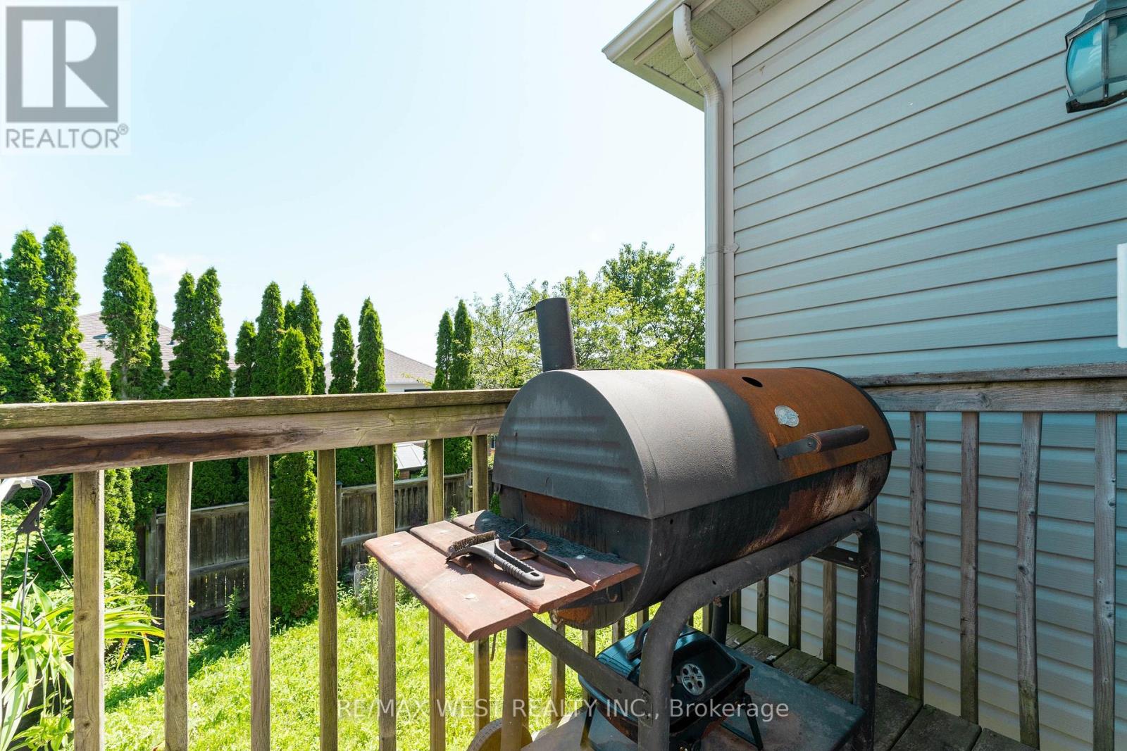 160 Millburn Drive, Clarington, Ontario  L1C 5M1 - Photo 32 - E13553248