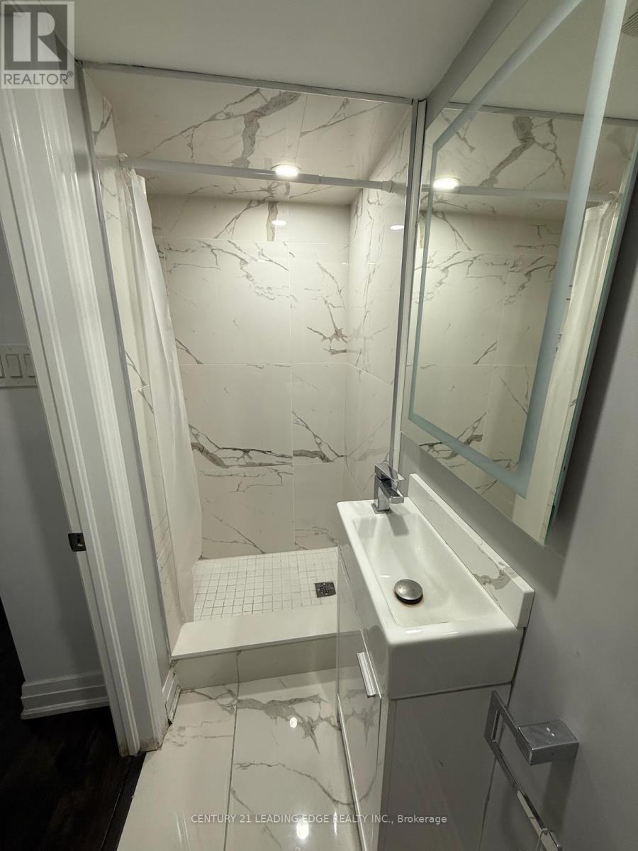 54 Moneypenny Place, Vaughan, Ontario  L4J 0L1 - Photo 2 - N13553238