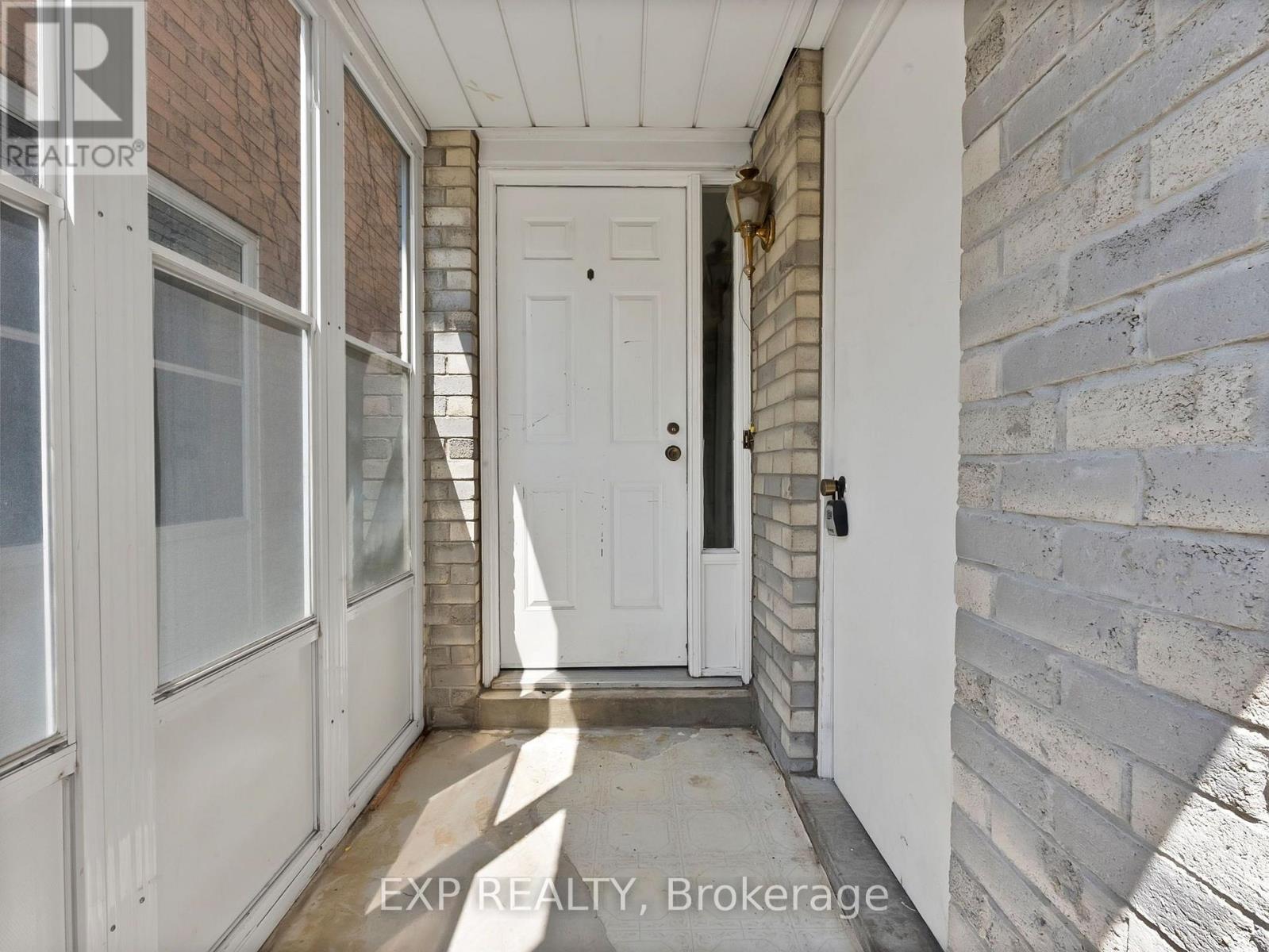 103 Chloe Crescent, Markham, Ontario  L3S 2H9 - Photo 7 - N13553260