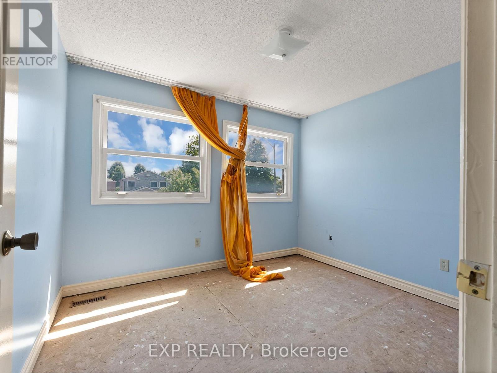 103 Chloe Crescent, Markham, Ontario  L3S 2H9 - Photo 9 - N13553260
