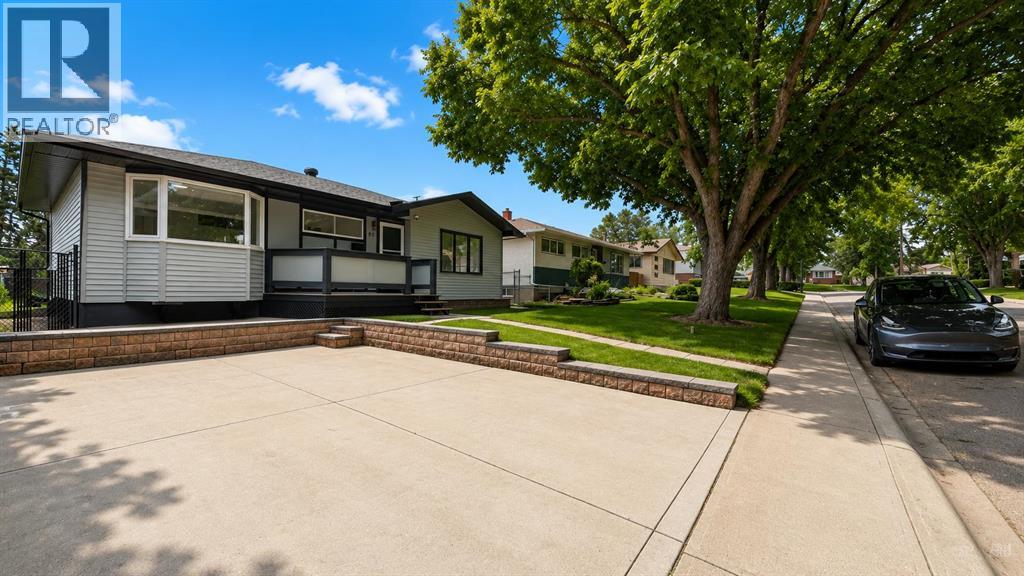 44 Fairview Crescent SE, Calgary, Alberta  T2H 0Z6 - Photo 2 - A2325738