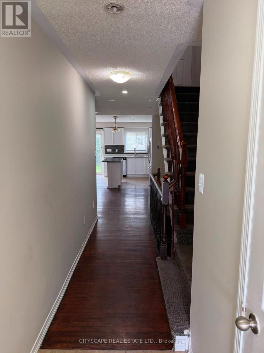 153 - 5255 Palmetto Place, Mississauga, Ontario  L5M 0H2 - Photo 2 - W13553164