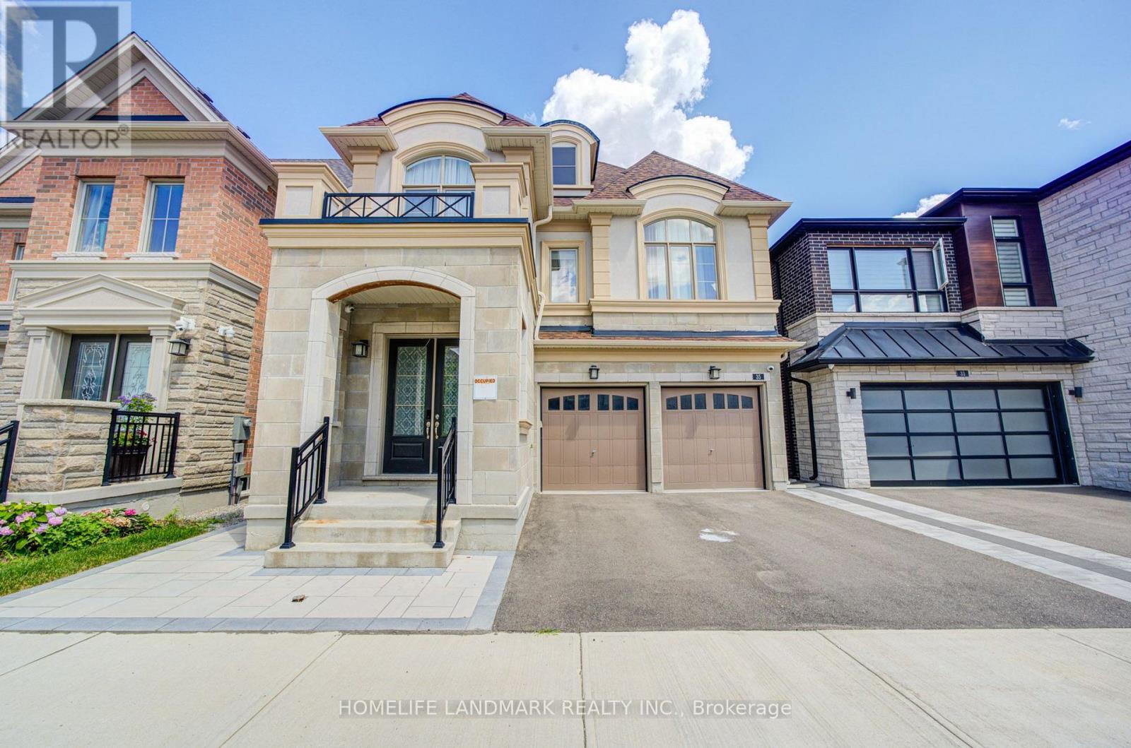 MAIN &amp; 2ND FLOOR - 35 RED GIANT STREET, Richmond Hill (Observatory)