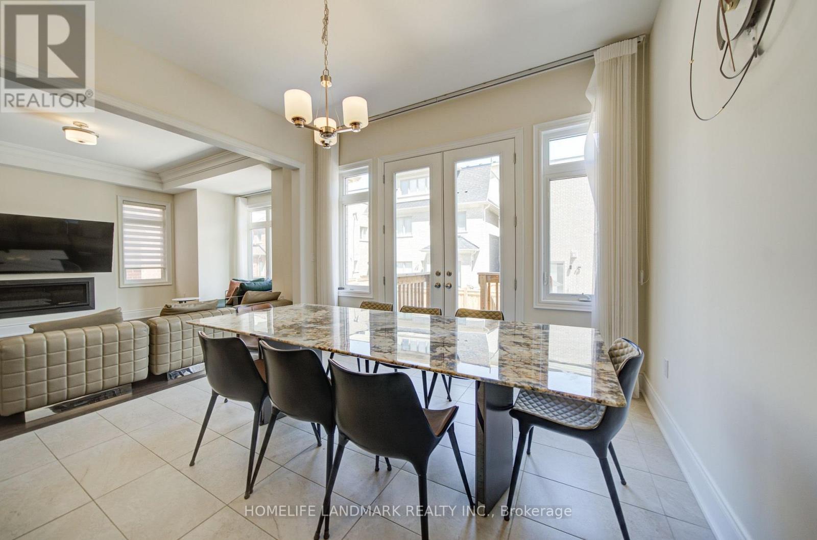 Main & 2nd Floor - 35 Red Giant Street, Richmond Hill, Ontario  L4C 4Y4 - Photo 23 - N13553326
