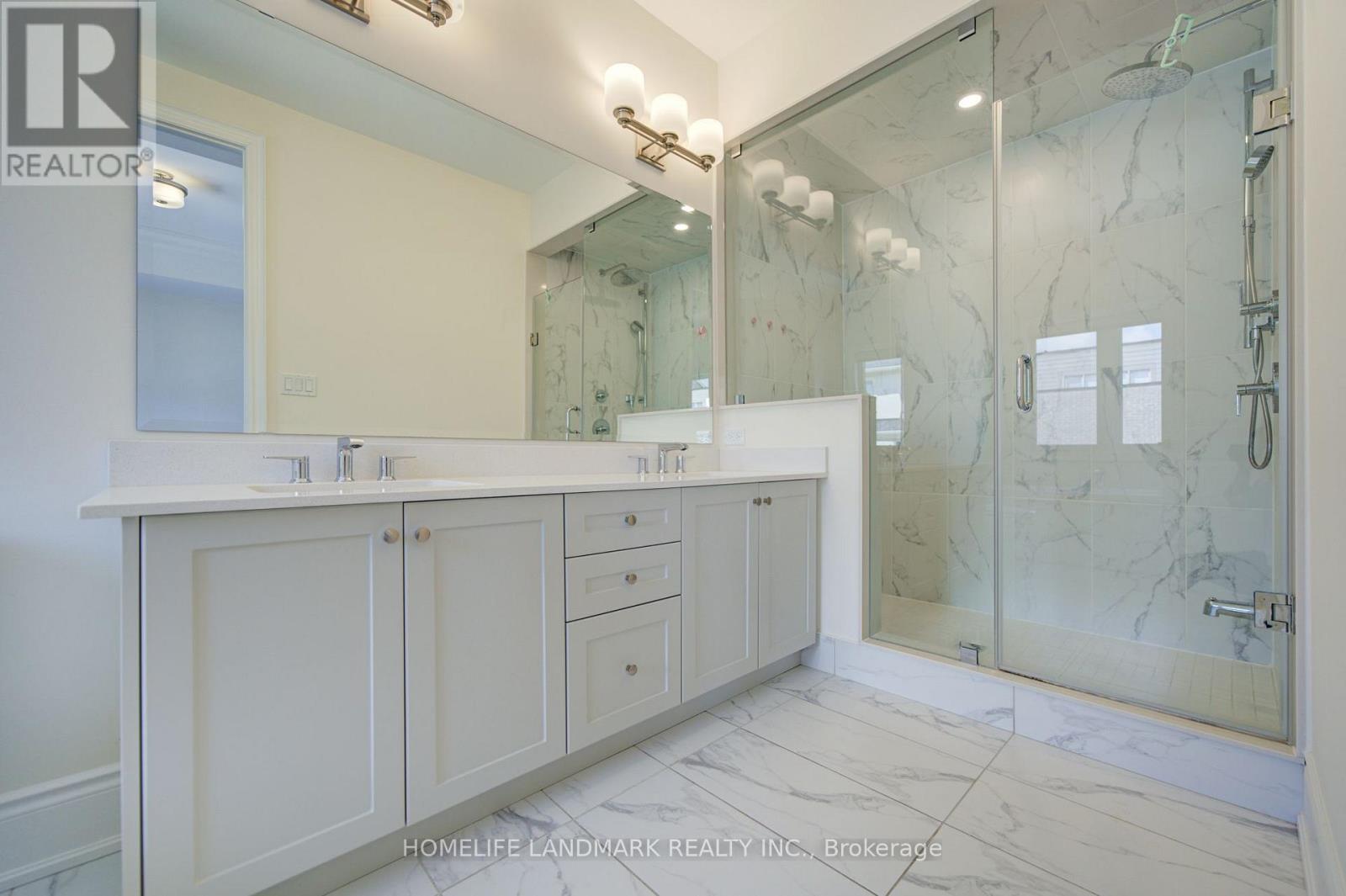 Main & 2nd Floor - 35 Red Giant Street, Richmond Hill, Ontario  L4C 4Y4 - Photo 33 - N13553326