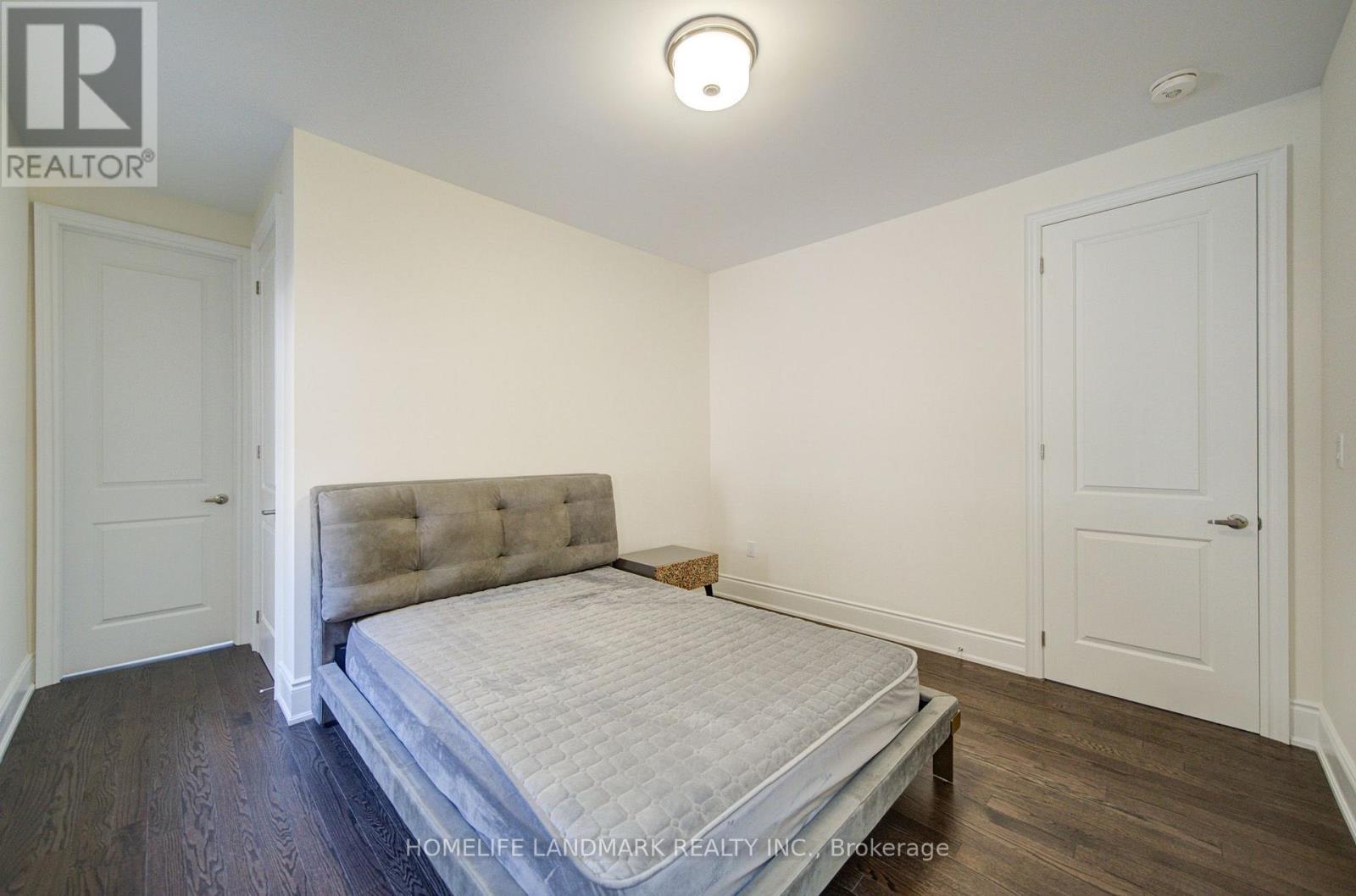 Main & 2nd Floor - 35 Red Giant Street, Richmond Hill, Ontario  L4C 4Y4 - Photo 43 - N13553326
