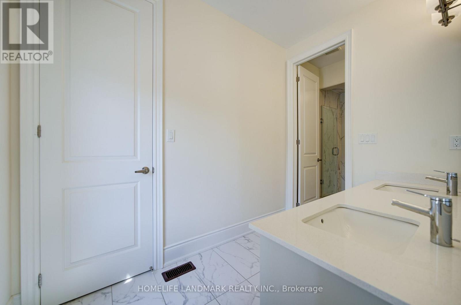 Main & 2nd Floor - 35 Red Giant Street, Richmond Hill, Ontario  L4C 4Y4 - Photo 44 - N13553326