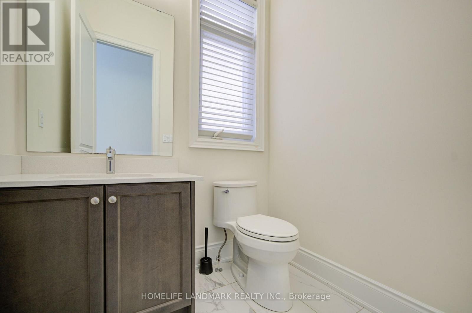 Main & 2nd Floor - 35 Red Giant Street, Richmond Hill, Ontario  L4C 4Y4 - Photo 6 - N13553326