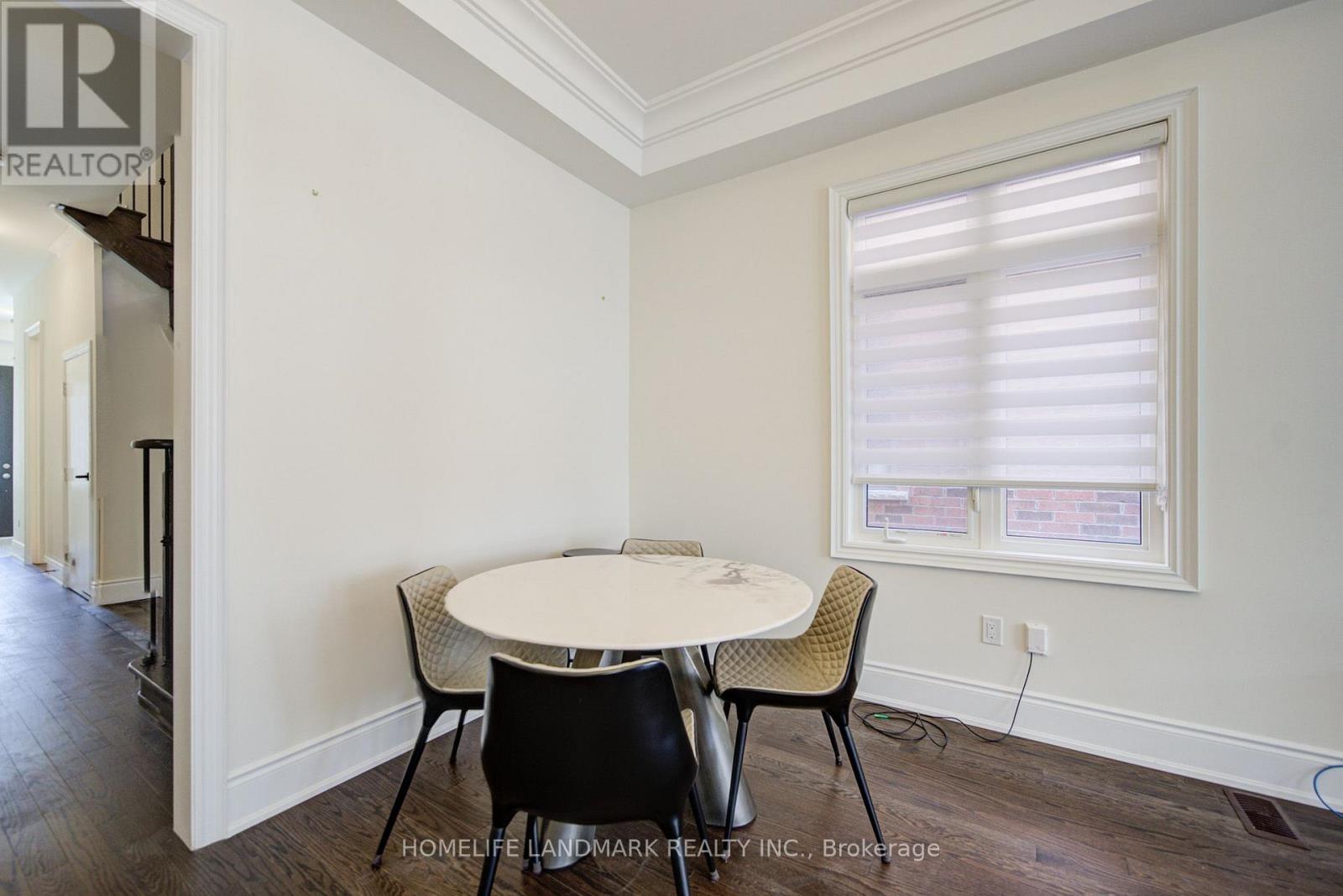 Main & 2nd Floor - 35 Red Giant Street, Richmond Hill, Ontario  L4C 4Y4 - Photo 9 - N13553326