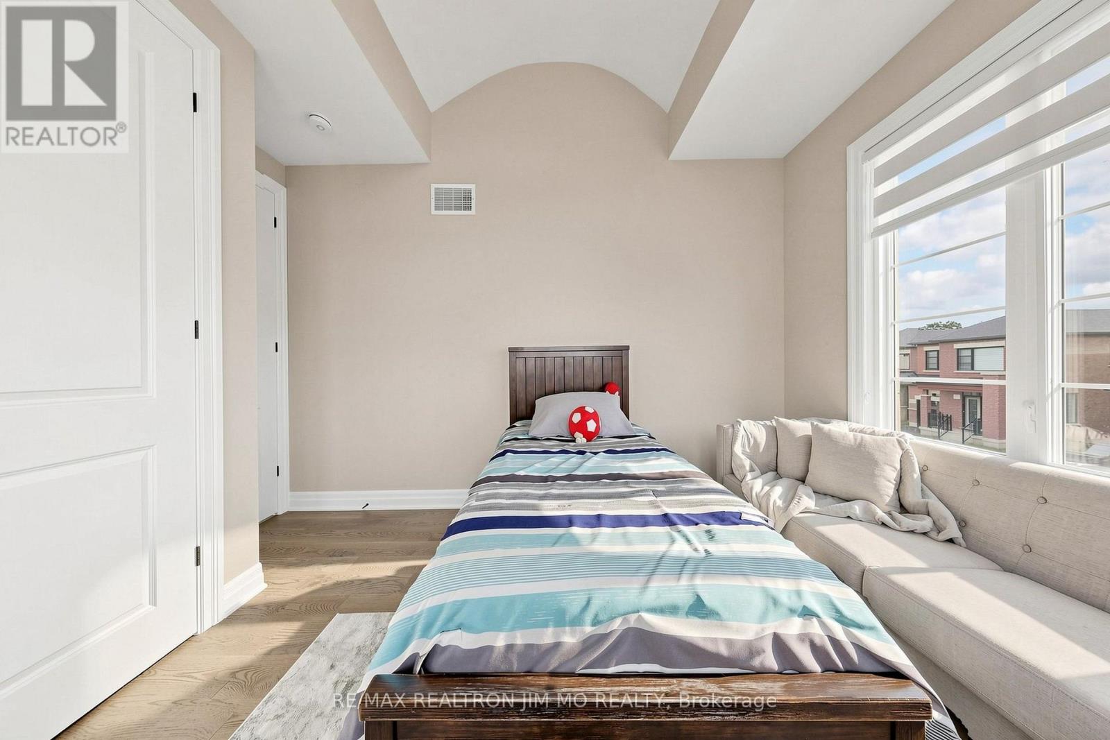 476 Kennedy Circle W, Milton, Ontario  L9E 2C4 - Photo 22 - W13553284