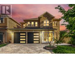 4 SUNNYBROOK CRESCENT, Brampton, Ontario