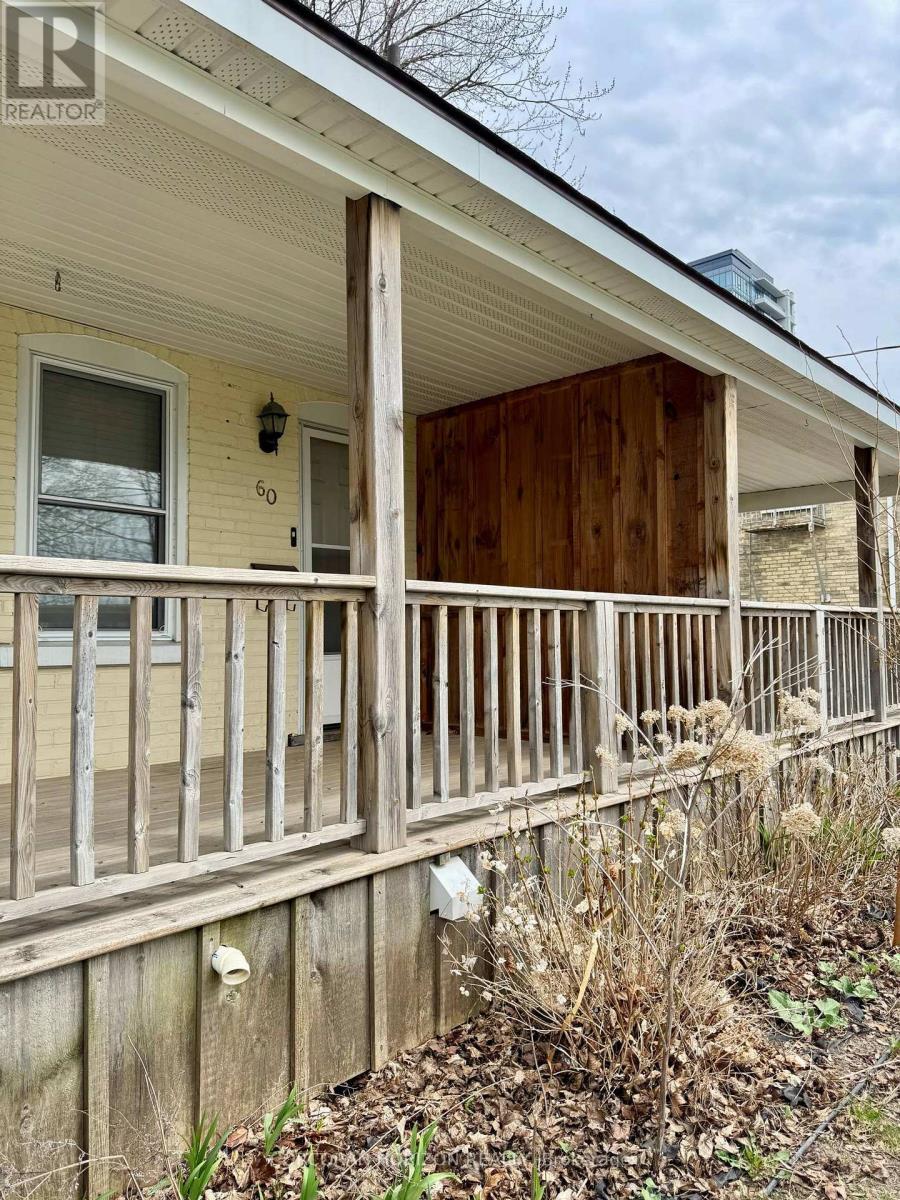 60 WALTER STREET, Kitchener, Ontario