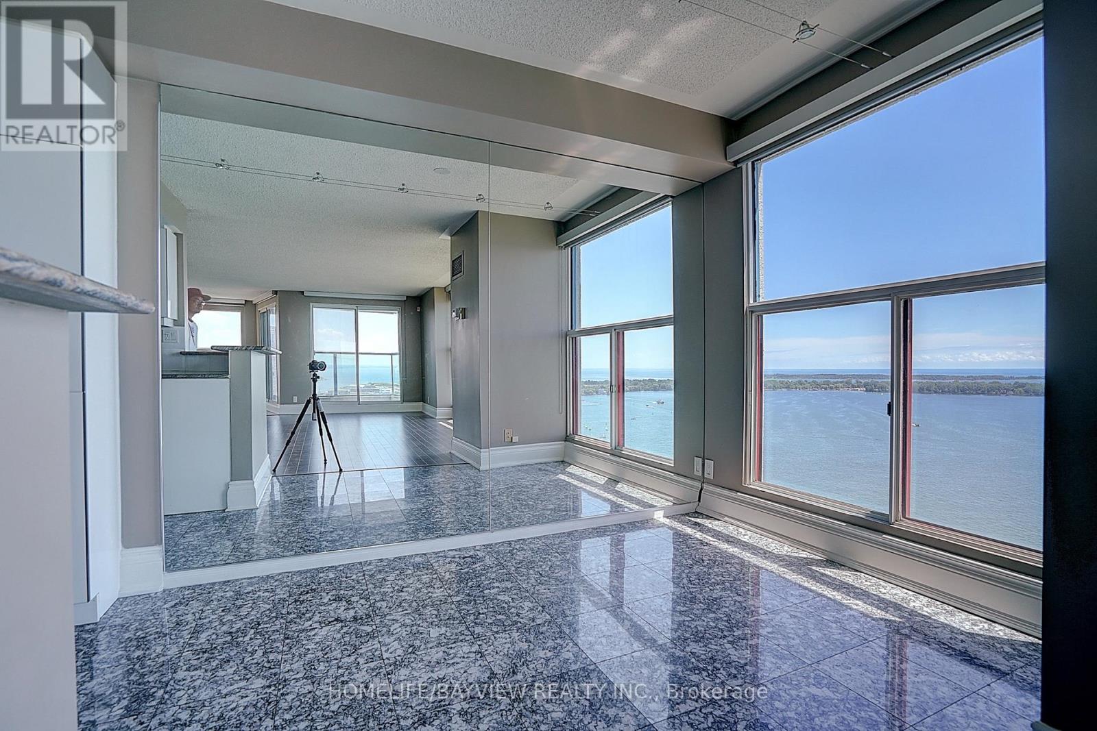 3108 - 99 Harbour Square, Toronto, Ontario  M5J 2H2 - Photo 11 - C13509020