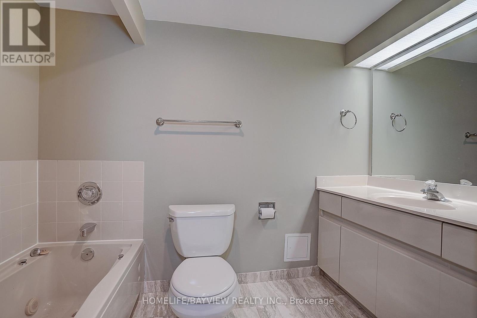 3108 - 99 Harbour Square, Toronto, Ontario  M5J 2H2 - Photo 28 - C13509020
