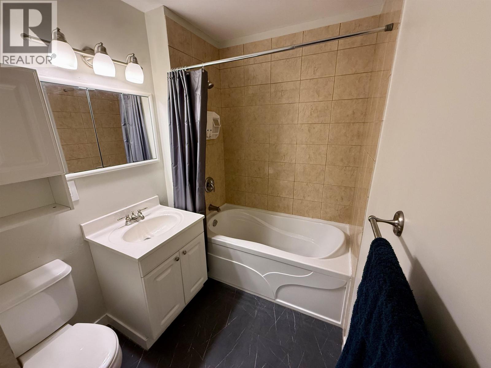 185 Bridge Creek Place, 100 Mile House, British Columbia  V0K 2E0 - Photo 14 - R3144963