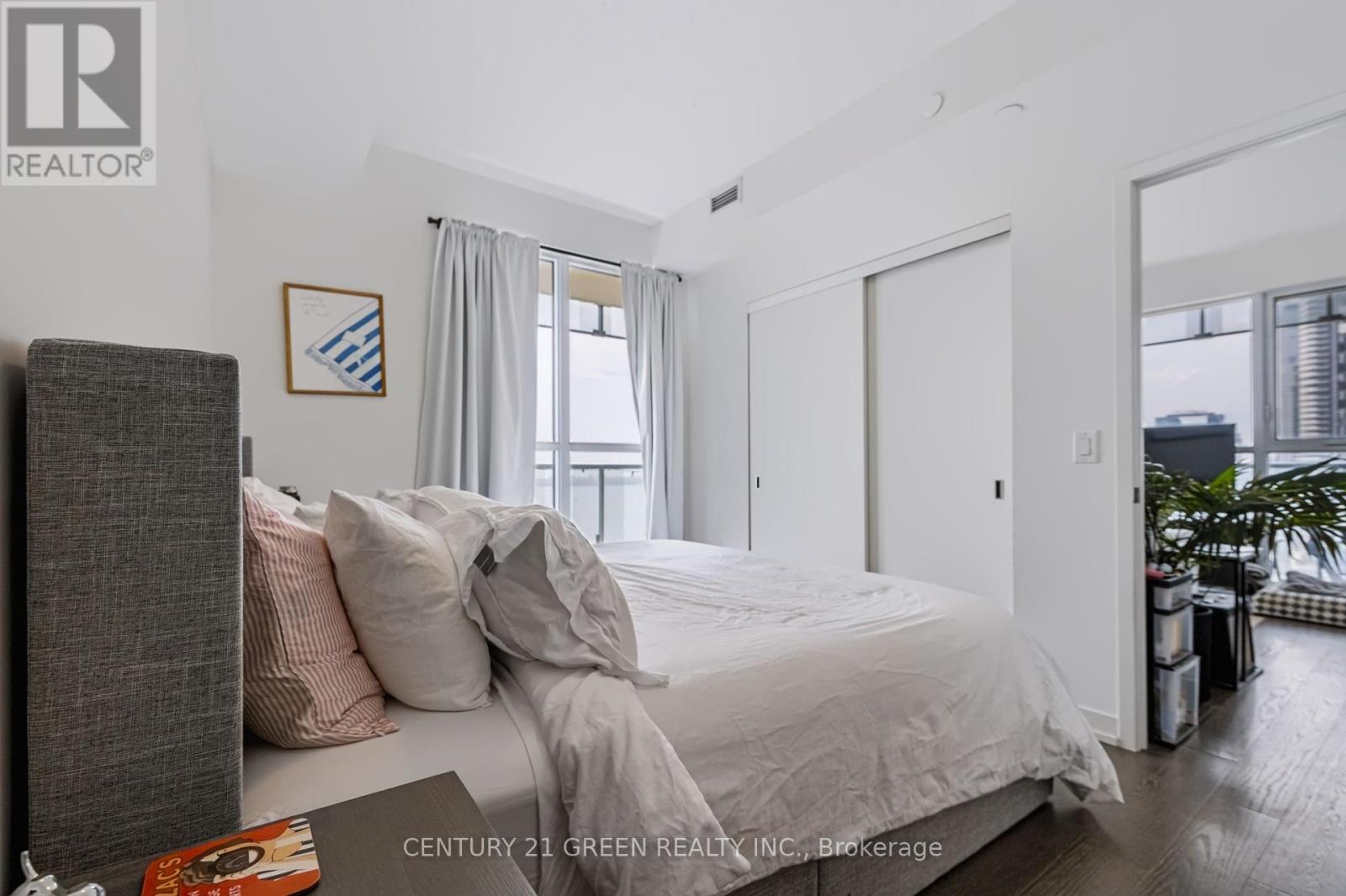 2105 - 15 Lower Jarvis Street, Toronto, Ontario M5E 0C4 - Photo 6 - C13553354