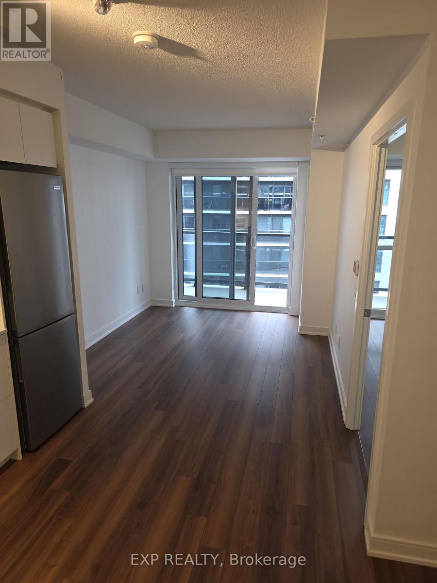 6 - 30 Samuel Wood Way, Toronto, Ontario M9B 6K4 - Photo 3 - W13553378