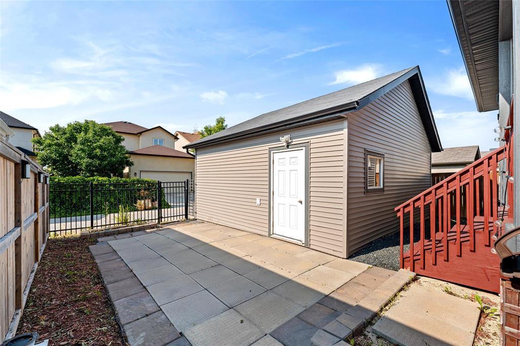 195 Bridgeland Drive, Winnipeg, Manitoba  R3Y 0A9 - Photo 38 - 202616303