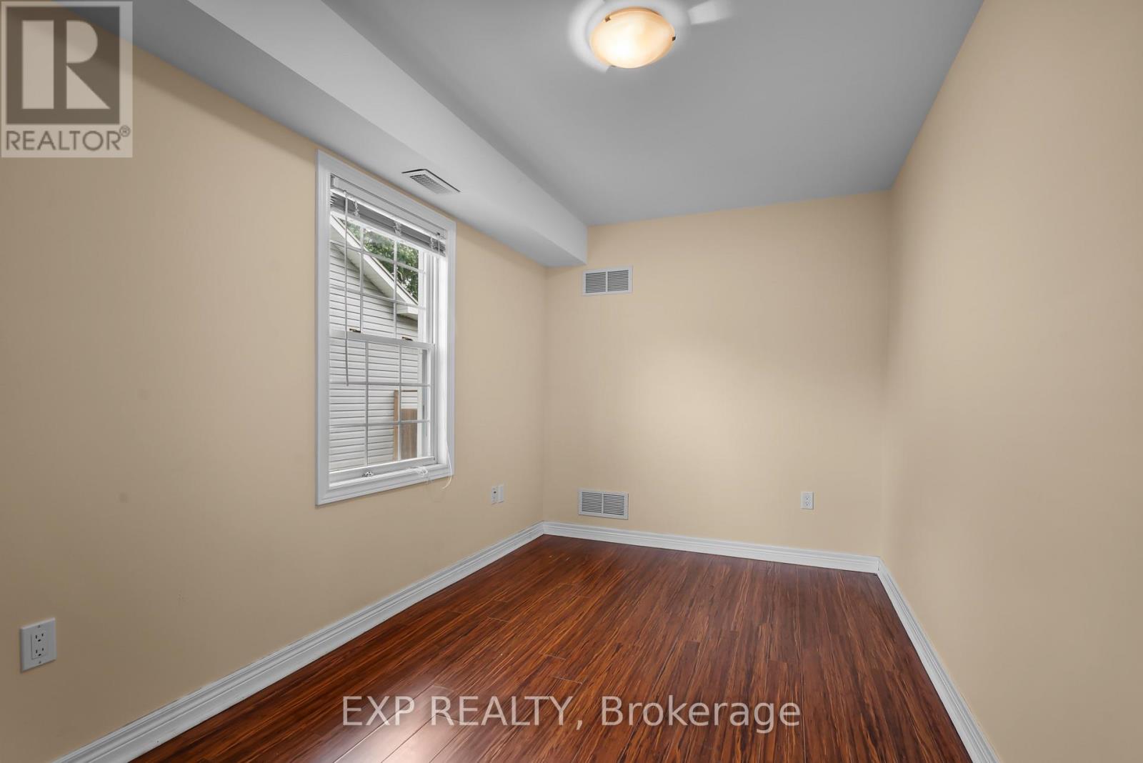 6136 Churchill Street, Niagara Falls, Ontario  L2G 2X3 - Photo 11 - X13553460