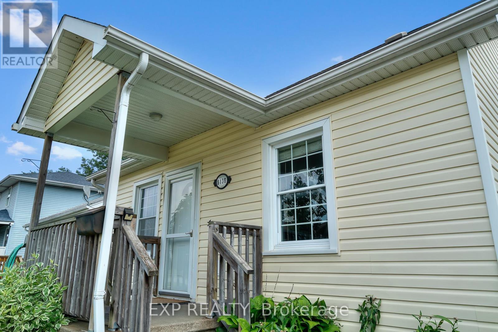 6136 Churchill Street, Niagara Falls, Ontario  L2G 2X3 - Photo 4 - X13553460
