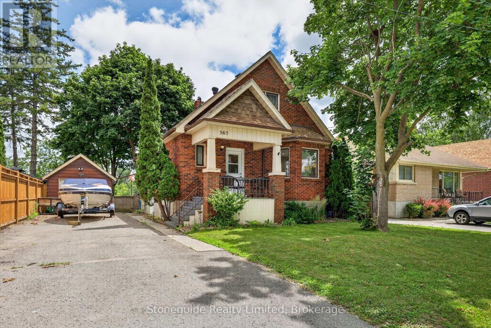 565 Riverside Drive, Peterborough, Ontario  K9J 3Y9 - Photo 2 - X13553436