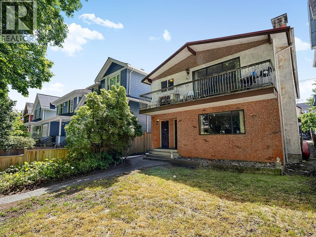 440-442 E 10TH AVENUE, Vancouver, British Columbia