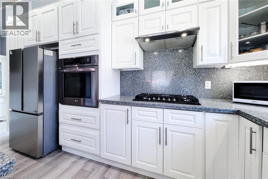 355 Ridge Road W, Grimsby, Ontario  L3M 4E7 - Photo 13 - 40847359