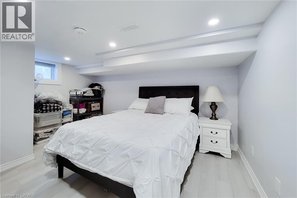 355 Ridge Road W, Grimsby, Ontario  L3M 4E7 - Photo 36 - 40847359