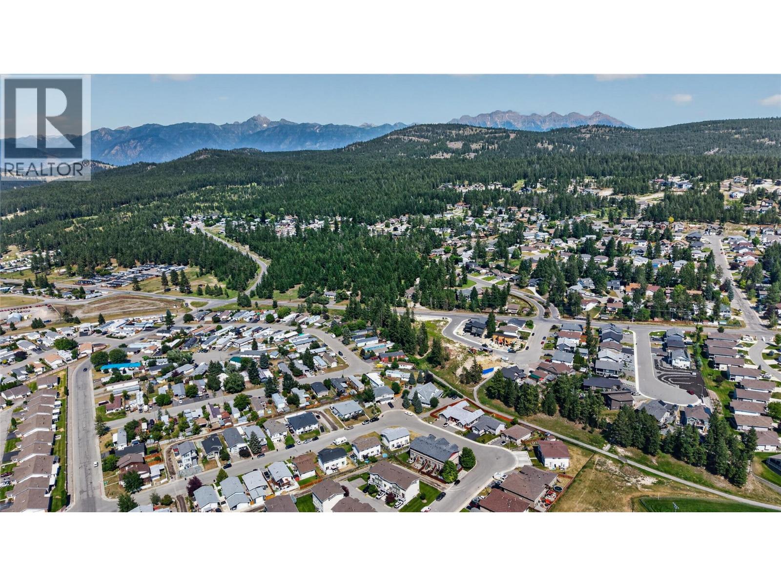 1910 Kelowna Crescent N Unit# B, Cranbrook, British Columbia  V1C 6R3 - Photo 44 - 10394399