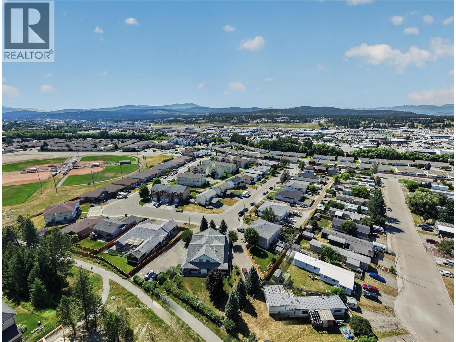 1910 Kelowna Crescent N Unit# B, Cranbrook, British Columbia  V1C 6R3 - Photo 42 - 10394399