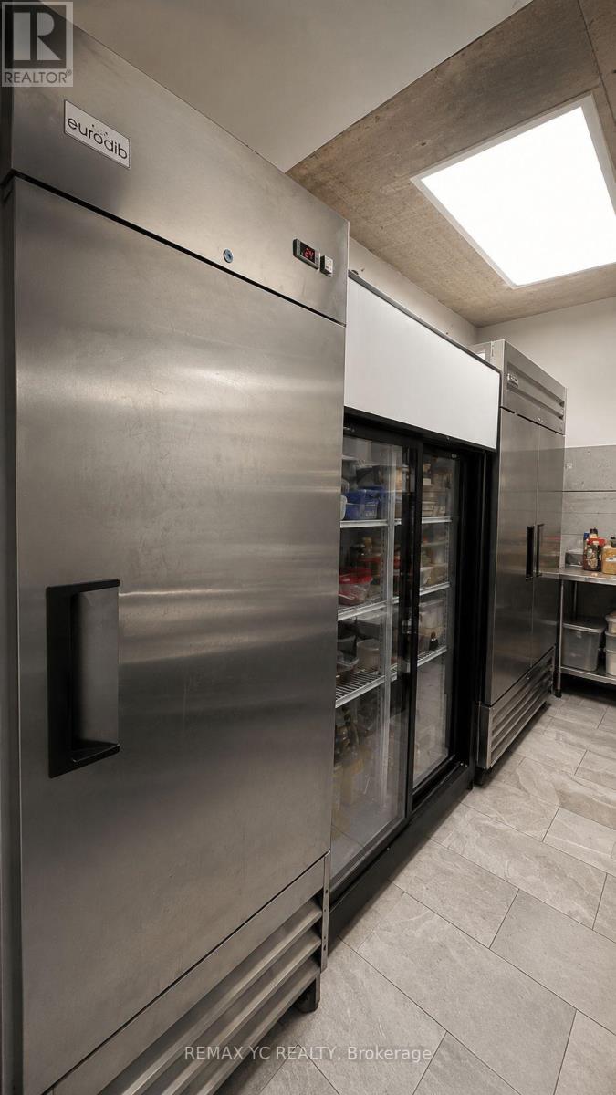 Lower - 45 Baldwin Street, Toronto, Ontario  M5T 1L1 - Photo 11 - C13553440