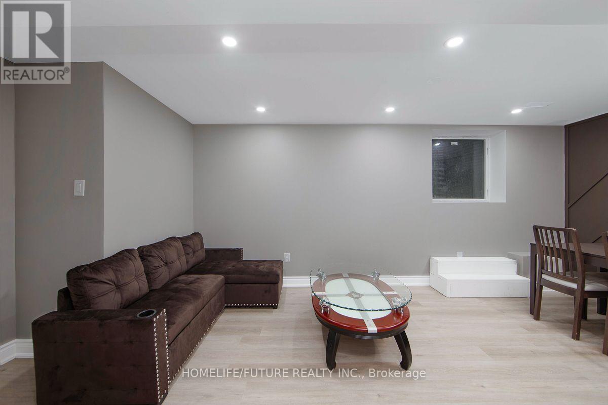 Bsmt - 230 Ellis Crescent, Milton, Ontario  L9T 6B5 - Photo 11 - W13553426