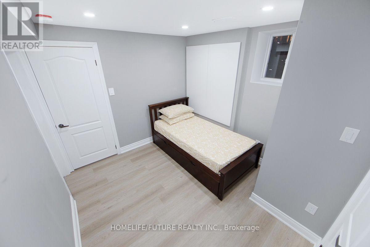 Bsmt - 230 Ellis Crescent, Milton, Ontario  L9T 6B5 - Photo 17 - W13553426