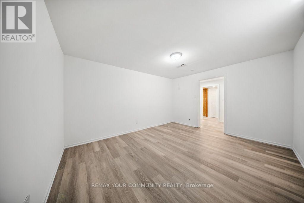 431 Innisfil Street, Barrie, Ontario  L4N 3H1 - Photo 35 - S13553462