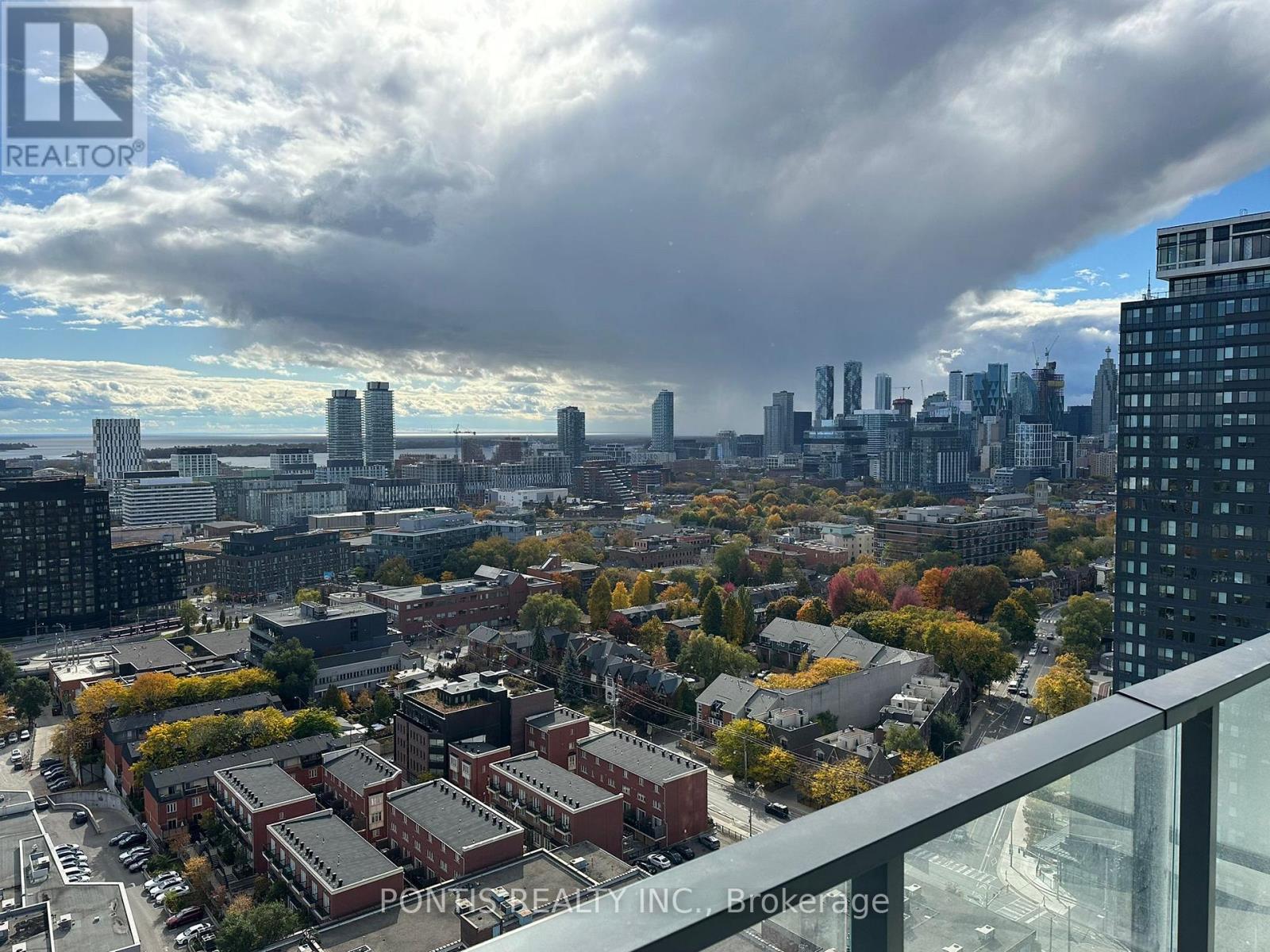 2303 - 5 DEFRIES STREET, Toronto (Regent Park)
