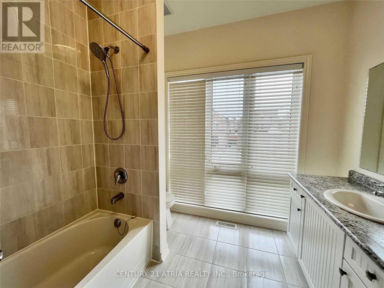 12 Constable Street, Aurora, Ontario  L4G 1B7 - Photo 16 - N13553470