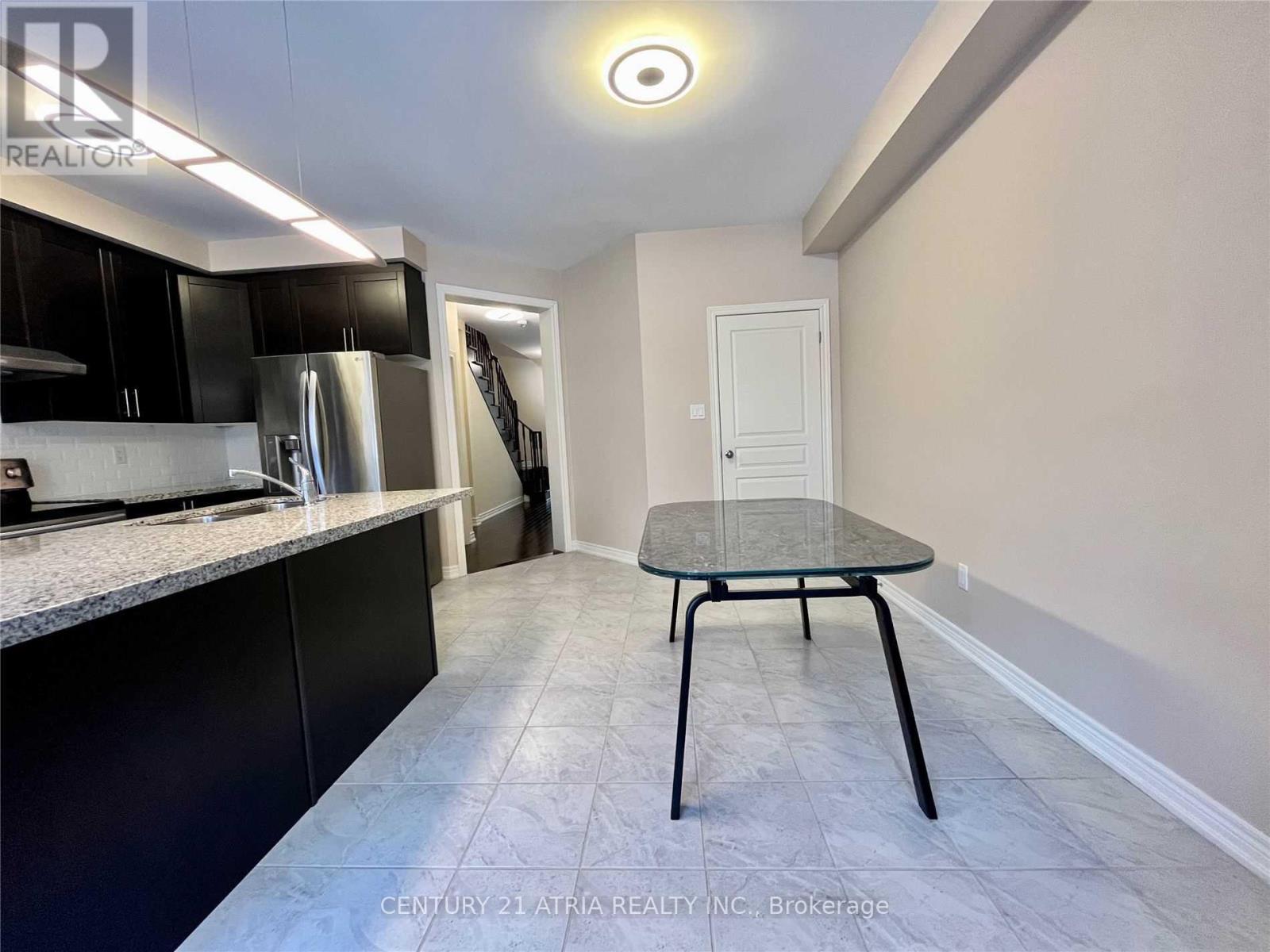 12 Constable Street, Aurora, Ontario  L4G 1B7 - Photo 6 - N13553470