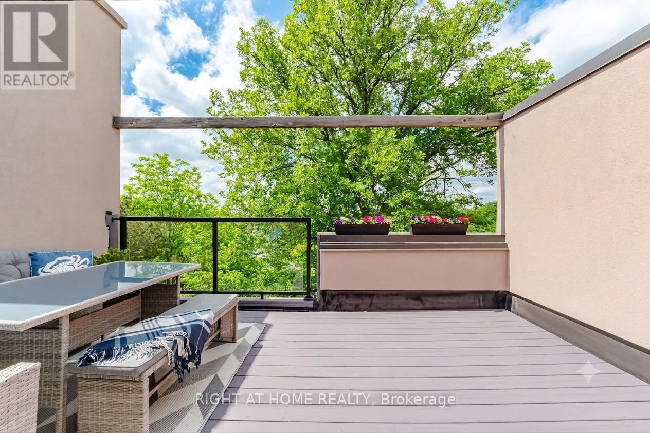 8 - 24 Reid Drive, Mississauga, Ontario  L5M 2A6 - Photo 7 - W13439572
