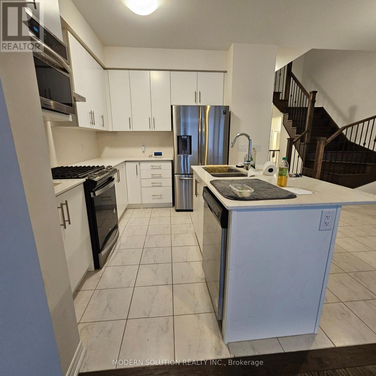 23 GLORIA STREET, Kitchener