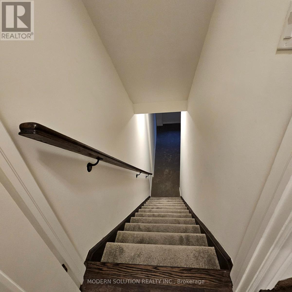 23 Gloria Street, Kitchener, Ontario  N0B 2E0 - Photo 12 - X13553474