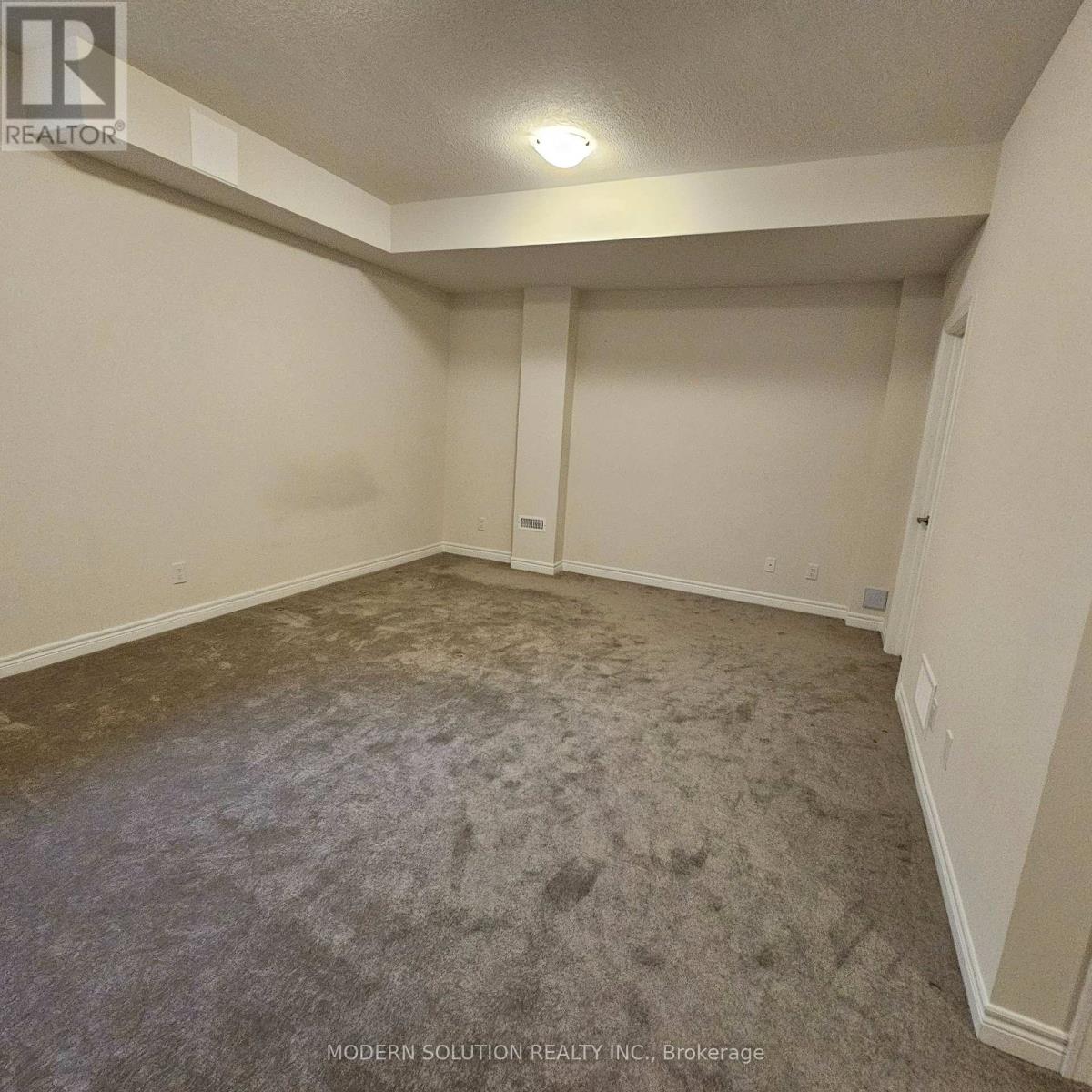 23 Gloria Street, Kitchener, Ontario  N0B 2E0 - Photo 15 - X13553474