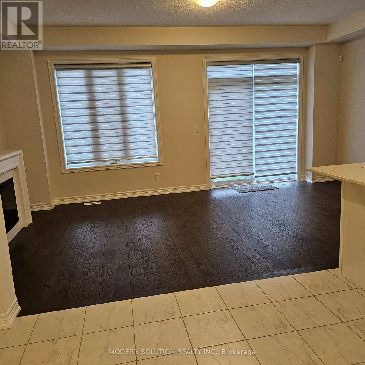 23 Gloria Street, Kitchener, Ontario  N0B 2E0 - Photo 2 - X13553474