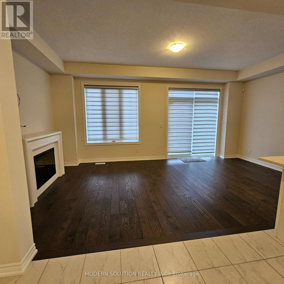 23 Gloria Street, Kitchener, Ontario  N0B 2E0 - Photo 4 - X13553474