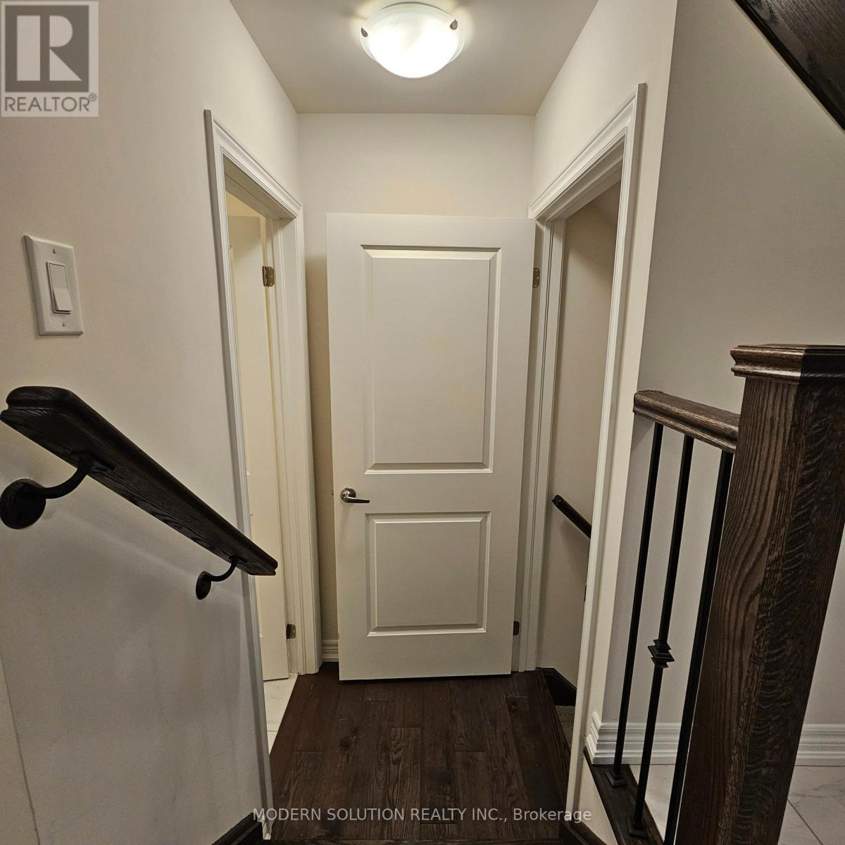 23 Gloria Street, Kitchener, Ontario  N0B 2E0 - Photo 9 - X13553474