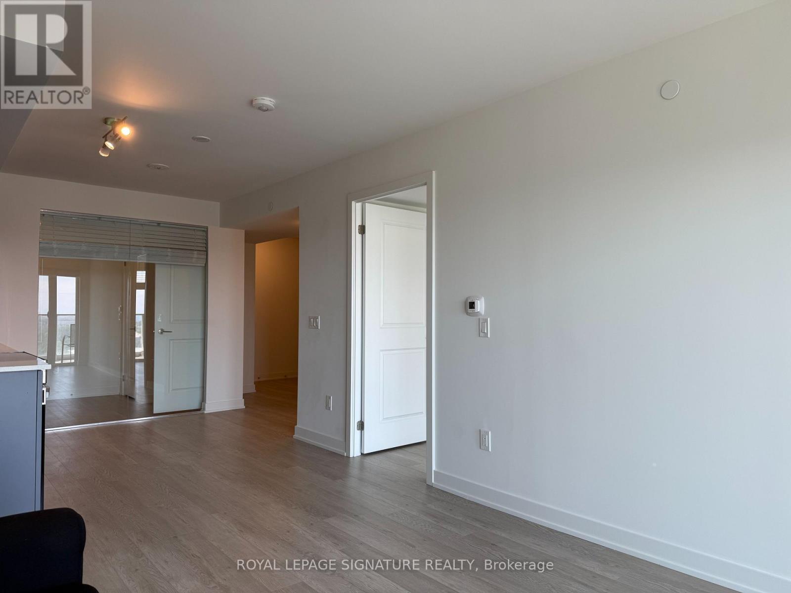 1906 - 1010 Sandy Beach Road, Pickering, Ontario  L1W 3V9 - Photo 16 - E13552662