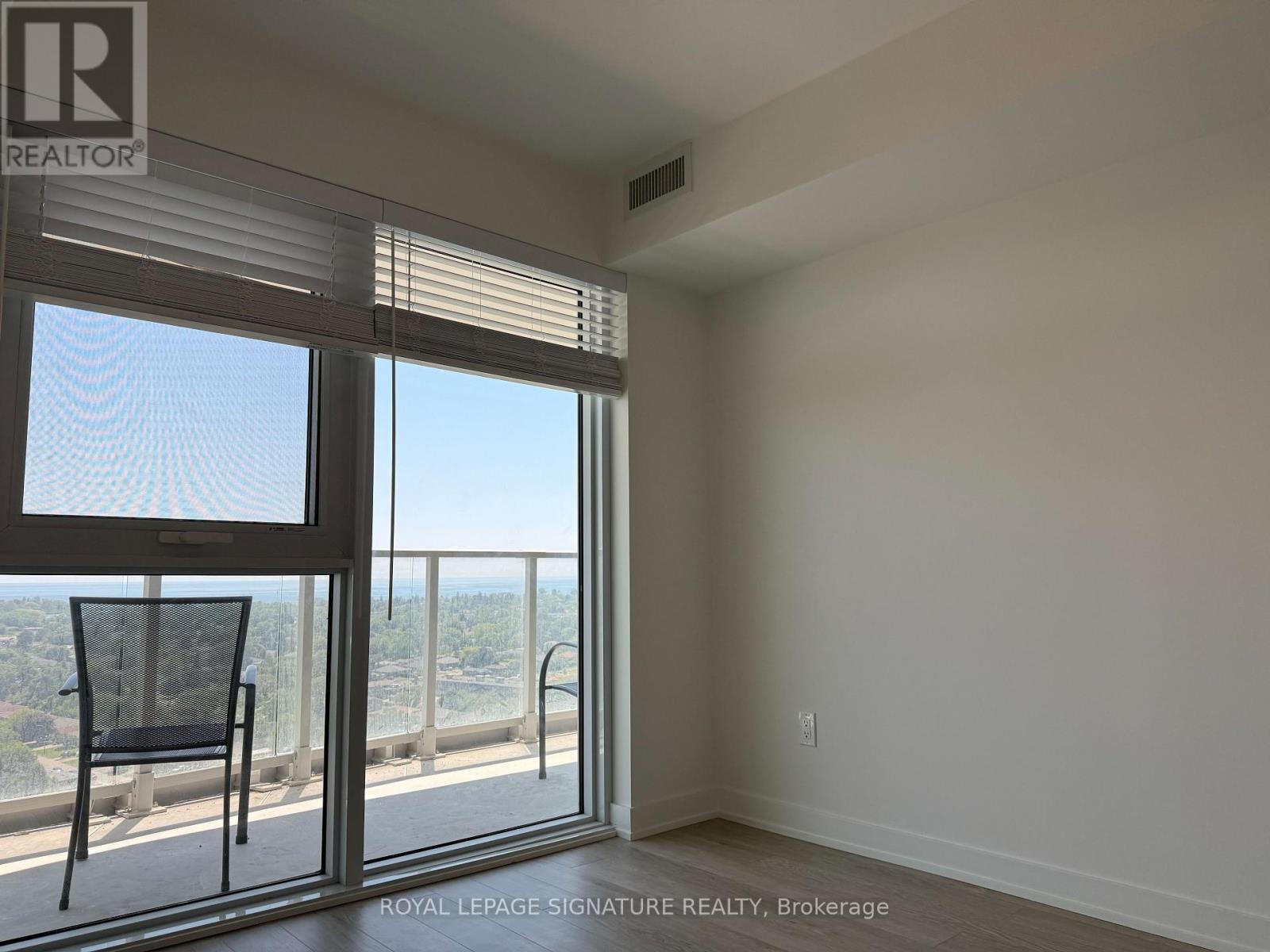 1906 - 1010 Sandy Beach Road, Pickering, Ontario  L1W 3V9 - Photo 18 - E13552662